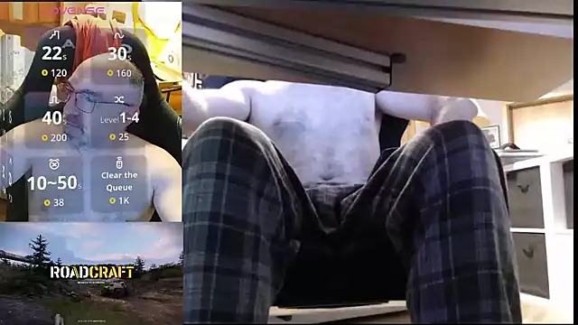 Snapshot of Crosss-23cm chatting on December 1, 2025, 6:20 pm Crosss-23cm online show from December 1, 2025, 6:20 pm