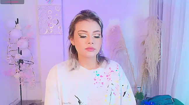 Ladydream1 online show from February 20, 2025, 4:03 pm