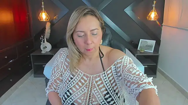 andre soto  online show from October 30, 2025, 2:10 am