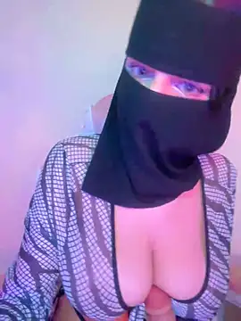 shanelle0 online show from January 28, 2025, 5:00 am