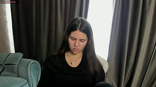 Snapshot of MiaMialani chatting on September 19, 2025, 6:06 am MiaMialani online show from September 19, 2025, 6:06 am