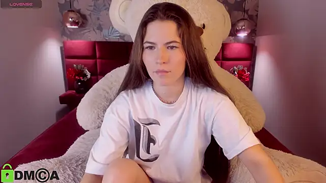 Snapshot of MiaMialani chatting on March 17, 2025, 12:46 pm MiaMialani online show from March 17, 2025, 12:46 pm