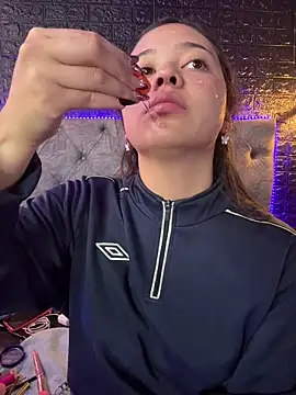 Paloma  LS online show from December 15, 2025, 7:31 pm