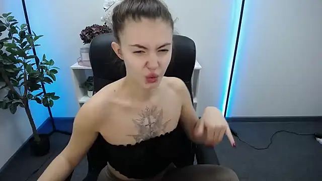 Ritaneer online show from November 30, 2025, 9:32 am