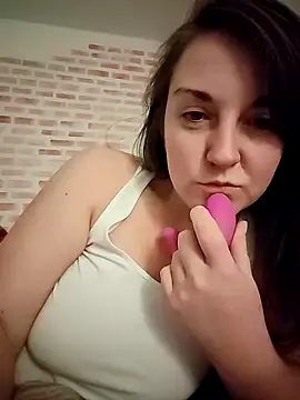 Snapshot of stunning_Rosi chatting on December 18, 2024, 8:25 pm stunning Rosi online show from December 18, 2024, 8:25 pm