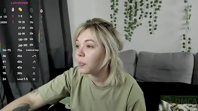 whoa-hoa-hoa-hoa-hoa online show from October 9, 2025, 9:48 pm