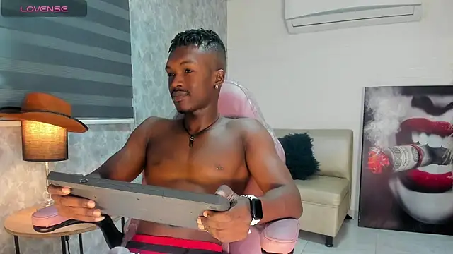 KENDER21  online show from November 20, 2025, 8:20 pm