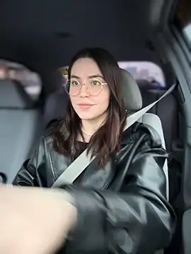 meow girl online show from November 27, 2025, 6:58 am