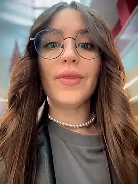 meow girl online show from February 19, 2026, 10:12 am