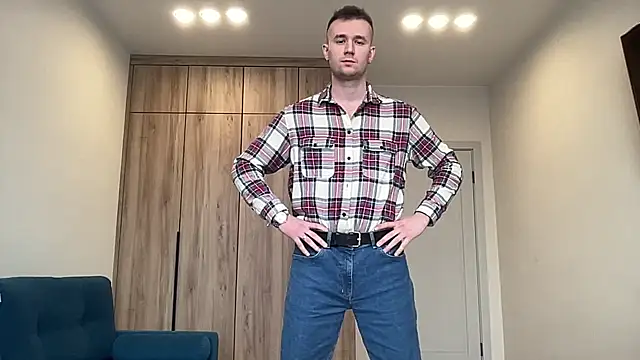 cute mark online show from March 25, 2026, 7:52 am