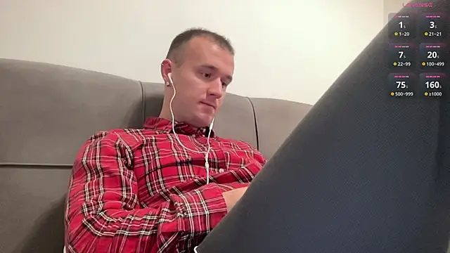 Snapshot of cute_mark chatting on January 18, 2025, 4:21 pm cute mark online show from January 18, 2025, 4:21 pm
