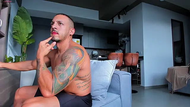 Maximo Marcelo online show from December 16, 2025, 12:09 pm