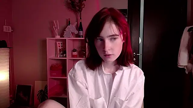 Snapshot of MarryCuddle chatting on December 30, 2024, 1:37 am MarryCuddle online show from December 30, 2024, 1:37 am