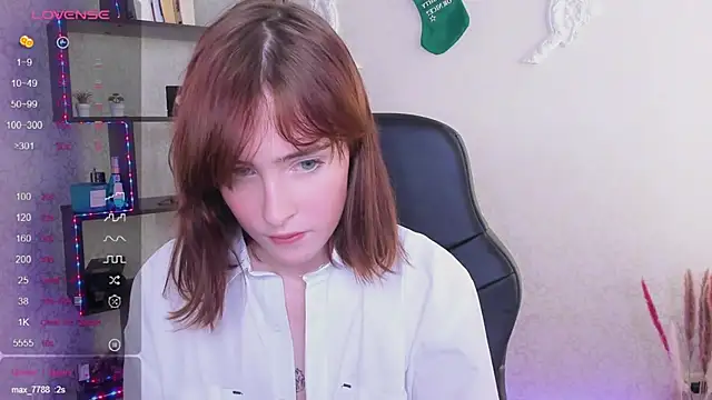 Snapshot of MarryCuddle chatting on January 10, 2025, 10:06 am MarryCuddle online show from January 10, 2025, 10:06 am