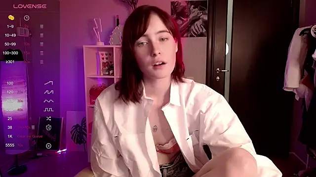 Snapshot of MarryCuddle chatting on December 30, 2024, 4:42 am MarryCuddle online show from December 30, 2024, 4:42 am