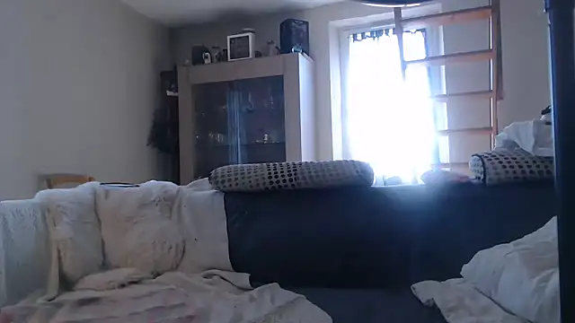 Lily-Diabl3ss online show from March 1, 2026, 1:00 pm