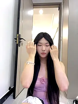 xyebobs online show from November 20, 2025, 3:56 pm