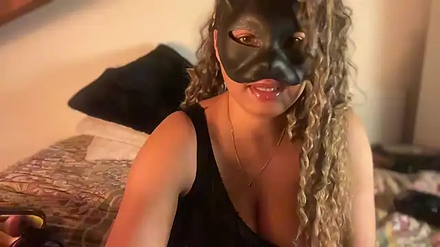 SCARLET-SANTANA online show from January 7, 2026, 10:04 pm