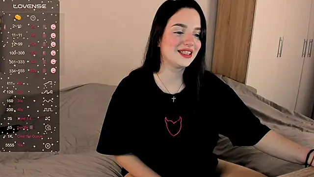 Snapshot of __Latisha__ chatting on February 27, 2025, 4:02 am   Latisha   online show from February 27, 2025, 4:02 am