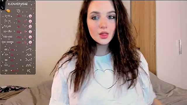 Snapshot of __Latisha__ chatting on December 16, 2024, 12:38 pm   Latisha   online show from December 16, 2024, 12:38 pm