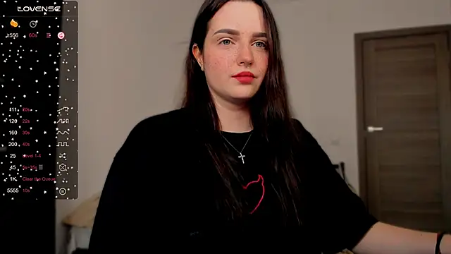 Snapshot of __Latisha__ chatting on March 22, 2025, 3:53 pm   Latisha   online show from March 22, 2025, 3:53 pm