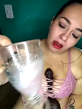 emily sweet13 online show from February 4, 2026, 1:55 am