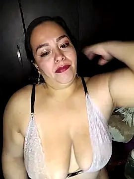 emily sweet13 online show from February 1, 2026, 6:44 am