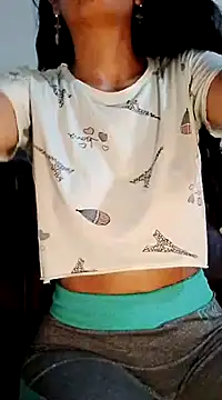 chloewildd  online show from March 1, 2025, 3:21 am