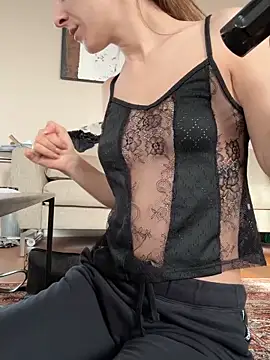 Snapshot of SwissKatyAndy chatting on March 18, 2026, 7:44 am SwissKatyAndy online show from March 18, 2026, 7:44 am