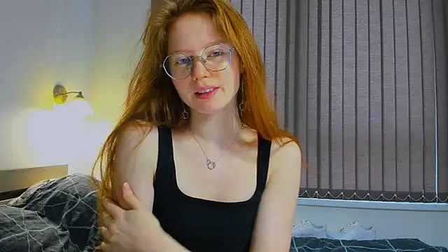 Snapshot of Fire_Luna chatting on January 13, 2025, 8:15 am Fire Luna online show from January 13, 2025, 8:15 am