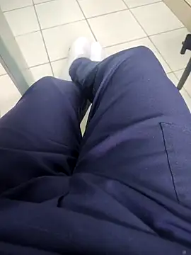 Snapshot of gatmoreno1 chatting on October 31, 2025, 2:46 pm gatmoreno1 online show from October 31, 2025, 2:46 pm