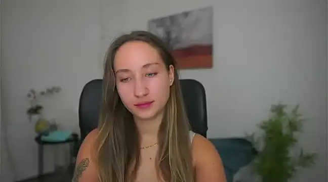 Snapshot of magic___smile chatting on February 11, 2025, 1:51 pm magic smile online show from February 11, 2025, 1:51 pm