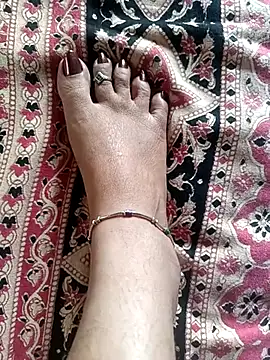 lakey91girl online show from October 28, 2025, 6:34 am