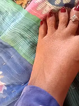 lakey91girl online show from February 9, 2026, 2:53 am