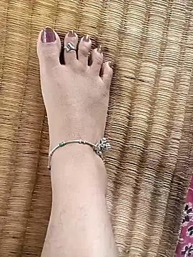 lakey91girl online show from September 21, 2025, 6:29 am