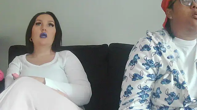 vanilla chocolate23 online show from October 1, 2025, 10:30 am