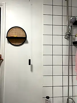 vanilla chocolate23 online show from September 25, 2025, 12:11 pm