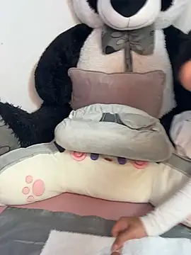 Snapshot of IamSteph13 chatting on March 24, 2026, 5:51 am IamSteph13 online show from March 24, 2026, 5:51 am