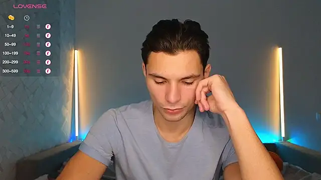 denlover1 online show from November 23, 2025, 9:08 am