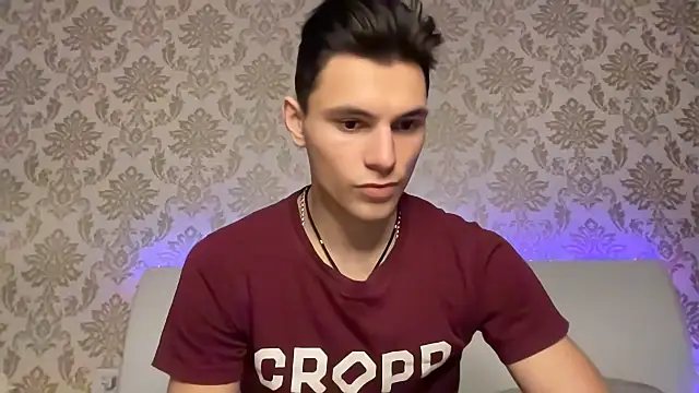 Snapshot of denlover1 chatting on January 25, 2025, 2:14 pm denlover1 online show from January 25, 2025, 2:14 pm