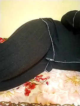 Snapshot of 3ahhd chatting on April 3, 2026, 1:17 pm 3ahhd online show from April 3, 2026, 1:17 pm