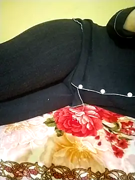 Snapshot of 3ahhd chatting on April 4, 2026, 2:01 pm 3ahhd online show from April 4, 2026, 2:01 pm