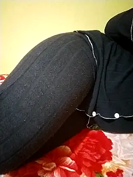 Snapshot of 3ahhd chatting on April 13, 2026, 1:53 am 3ahhd online show from April 13, 2026, 1:53 am