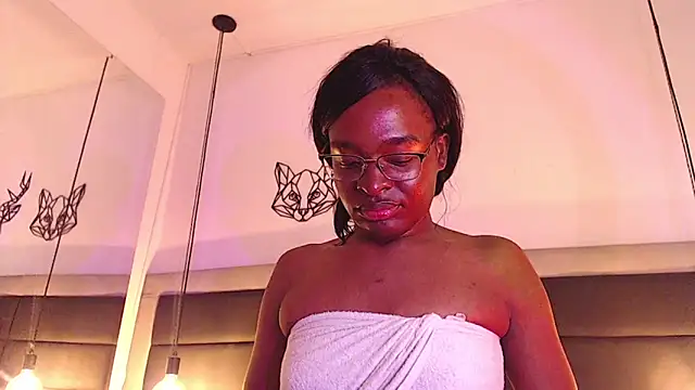 candy lovee69 online show from March 22, 2026, 3:02 pm