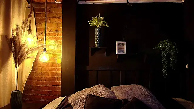 Snapshot of sahra_taylor_ chatting on December 4, 2025, 2:38 pm sahra taylor online show from December 4, 2025, 2:38 pm