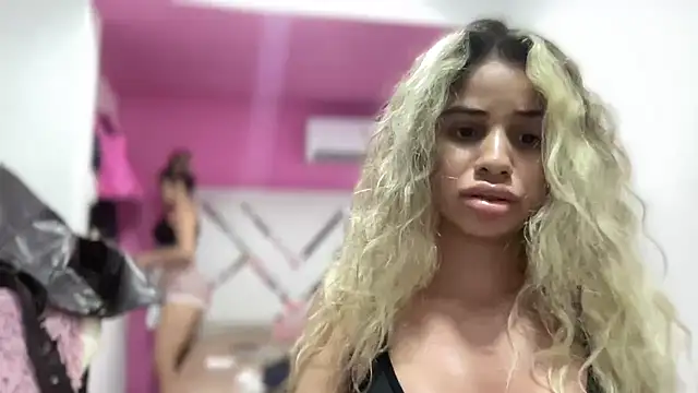 Susandolls online show from January 7, 2026, 1:54 am