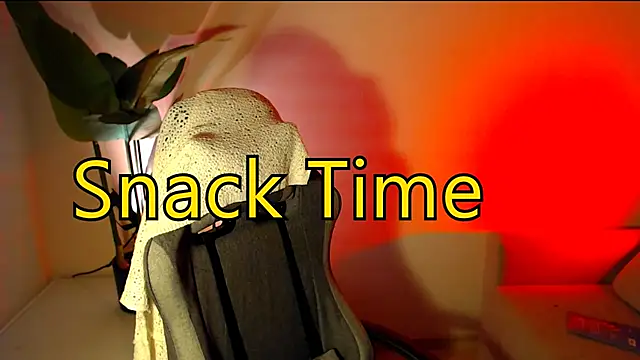 Snapshot of M_Sensual chatting on February 1, 2026, 4:22 am M Sensual online show from February 1, 2026, 4:22 am