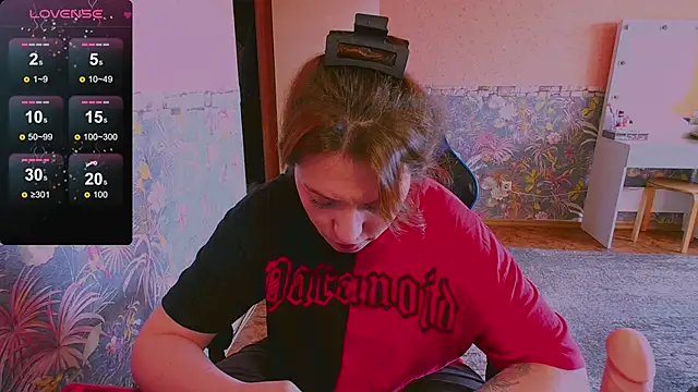 Chloe strip online show from September 24, 2025, 4:52 am