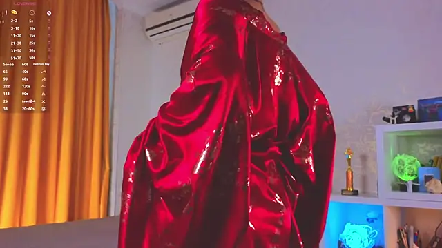 Renochka online show from October 7, 2025, 6:36 am