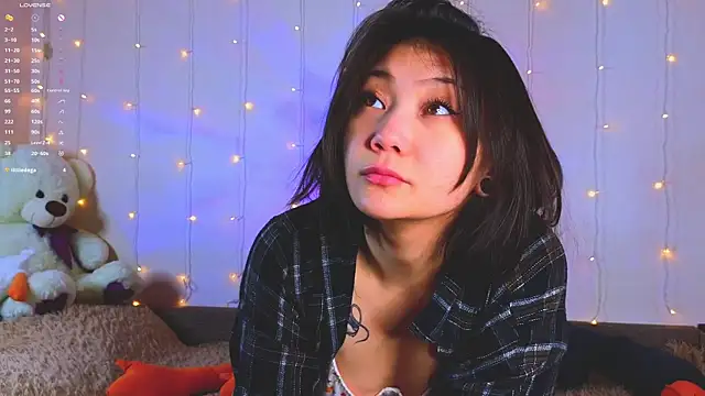 Renochka online show from February 9, 2025, 7:37 am